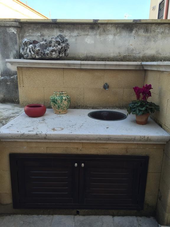 Casa Torre Di Mactheus Petraro Apartment Giovinazzo Luaran gambar