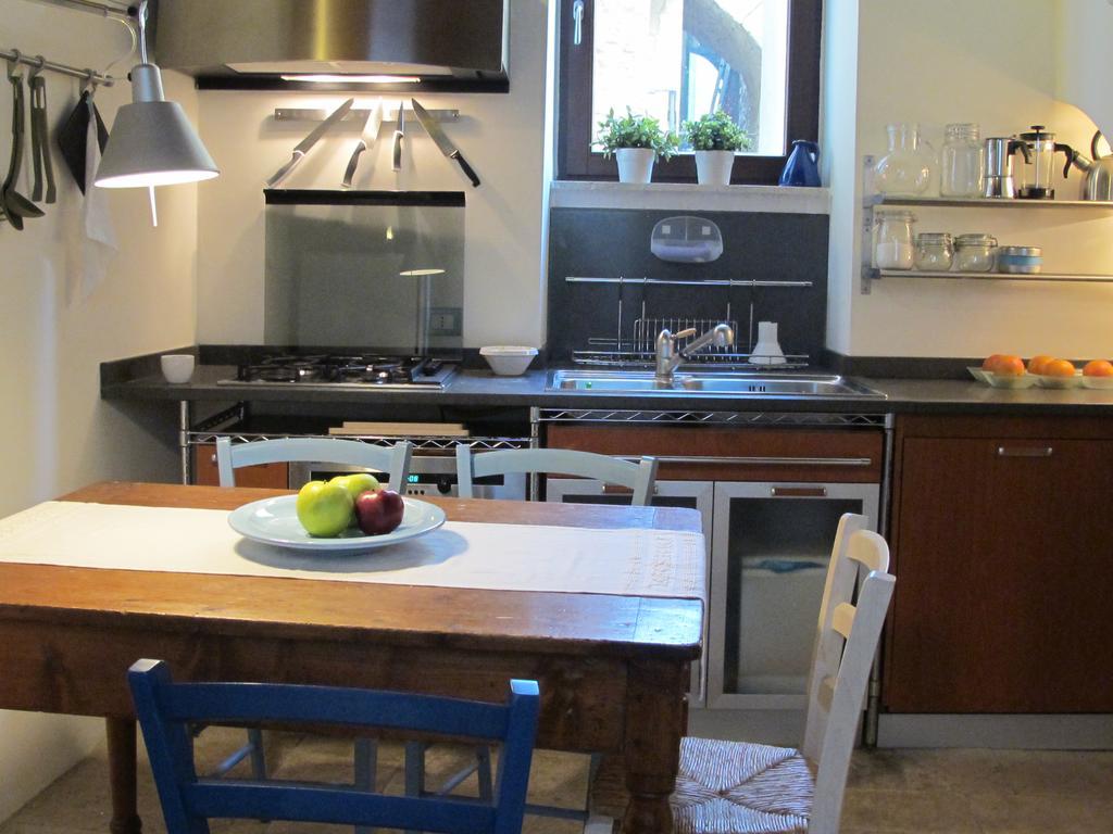 Casa Torre Di Mactheus Petraro Apartment Giovinazzo Bilik gambar