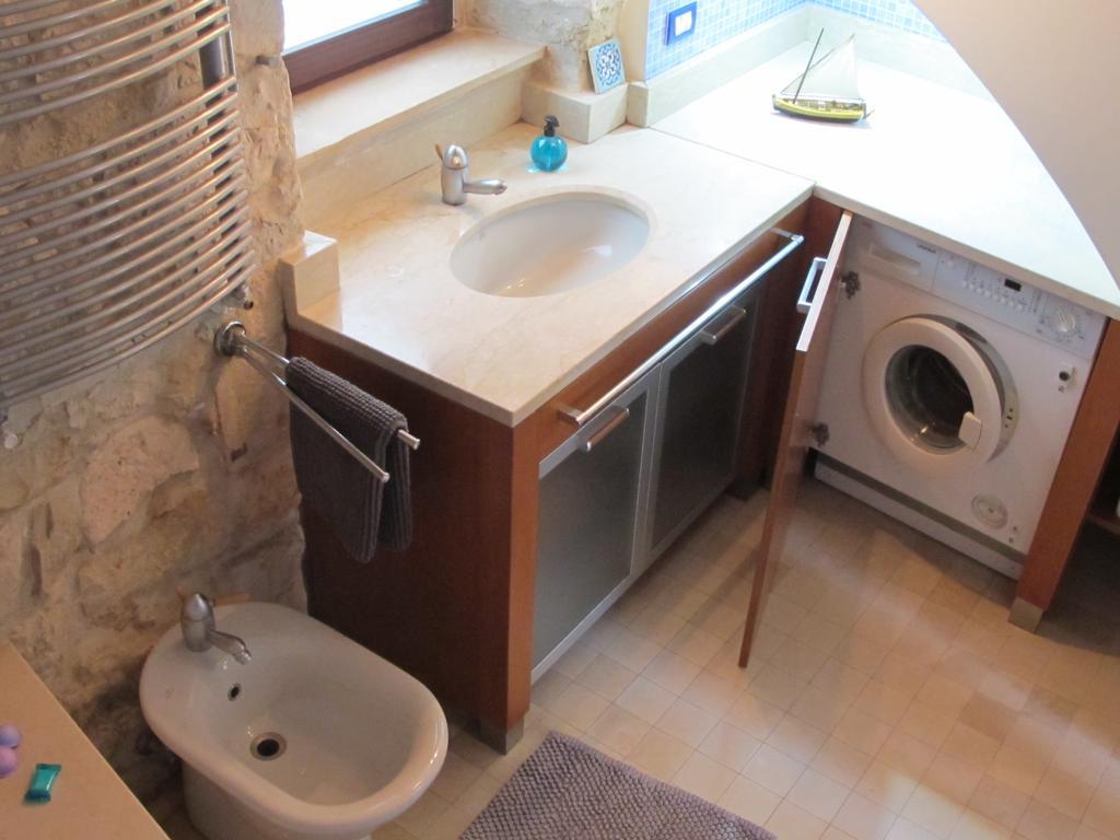 Casa Torre Di Mactheus Petraro Apartment Giovinazzo Luaran gambar